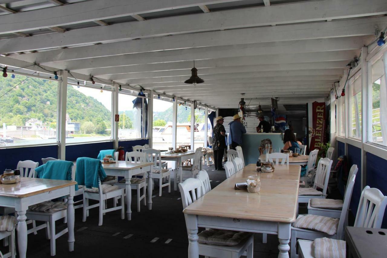 Hausboot Bounty Hotel Санкт Гоар Екстериор снимка